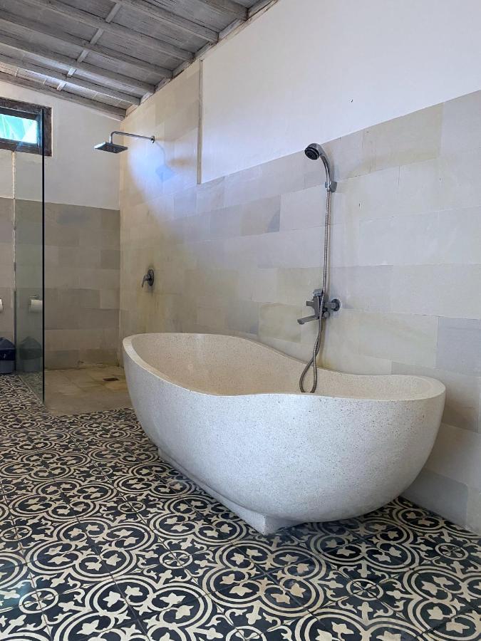 Villa Biru - 500M Batubelig Beach Canggu Dış mekan fotoğraf