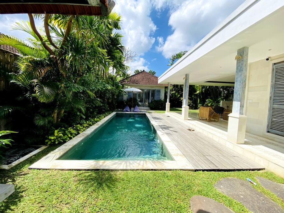 Villa Biru - 500M Batubelig Beach Canggu Dış mekan fotoğraf